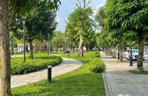 Biệt thự Ngọc Trai đảo nhỏ hoàn thiện cao cấp mặt công viên, giá 44.x tỷ Vin Gia Lâm (0985941715)